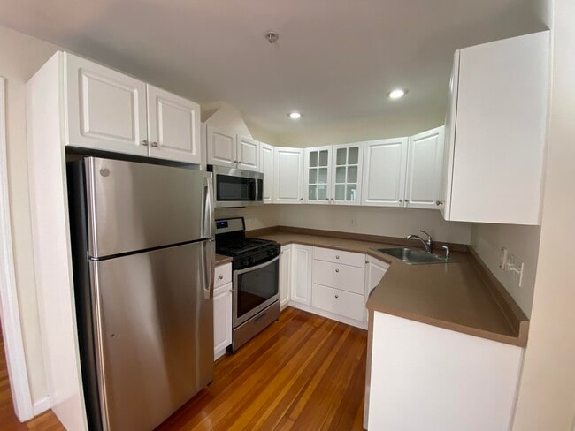 Photo - 5 Locke St Apartments Unit 1