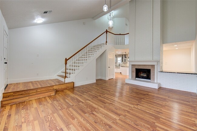 Photo - 19403 Lake Hollow Ln