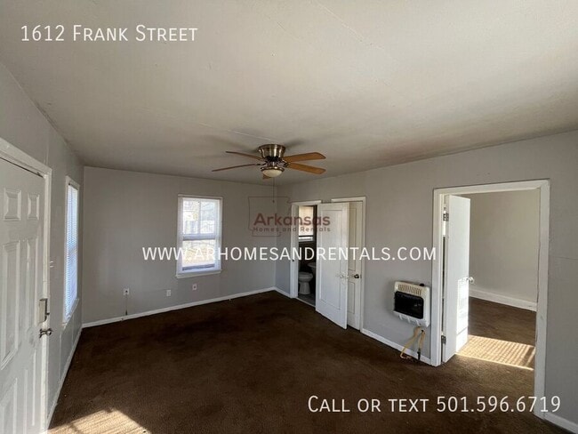 Photo - 1612 Frank St