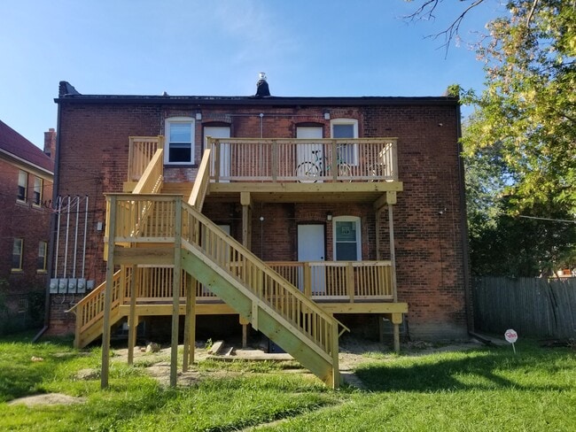 Photo - 865 Pingree St Unidad 865 Pingree St