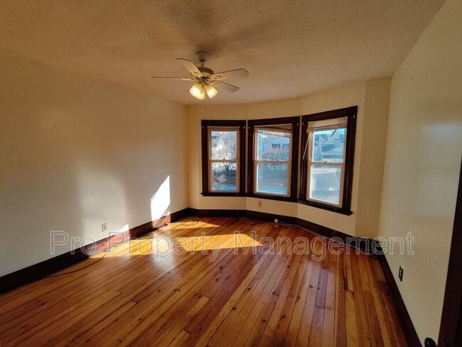 Photo - 107 Tremont St