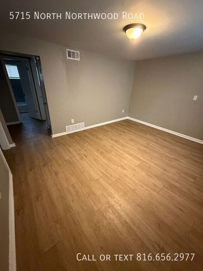 Photo - 5715 N Northwood Rd