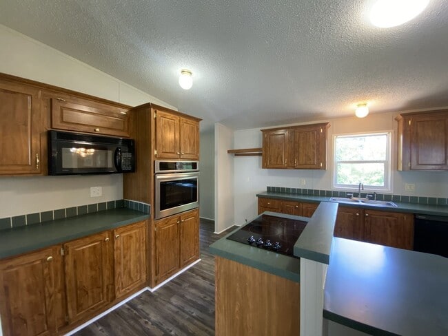 Photo - Four Bedroom In the Country