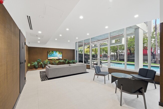 Photo - 13800 Highland Dr Unit 610