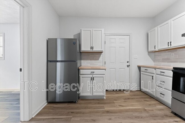 Photo - 127 Haymond Hwy