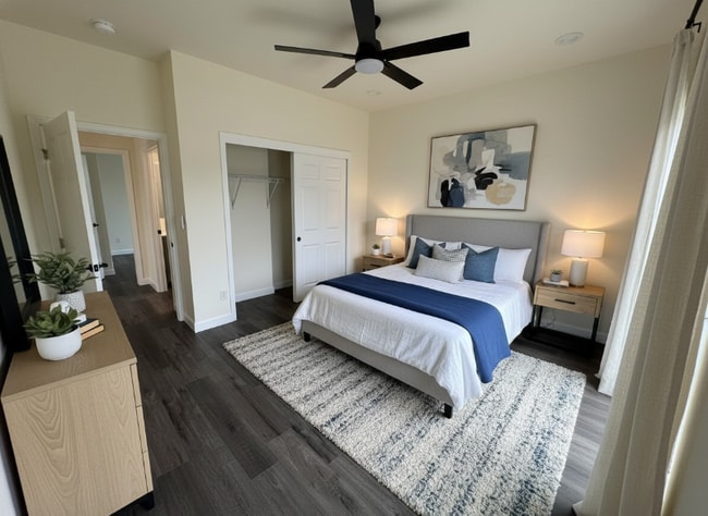 Photo - 2236 Motta St