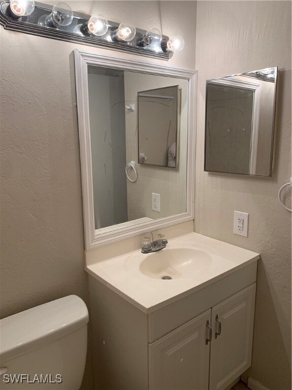 Photo - 4901 Victoria Dr Unidad 205