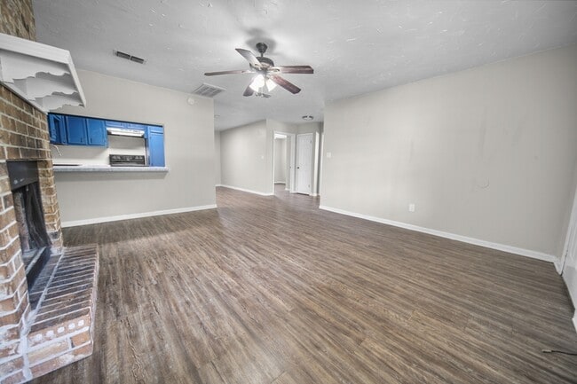 Building Photo - 12023 Joni Dr