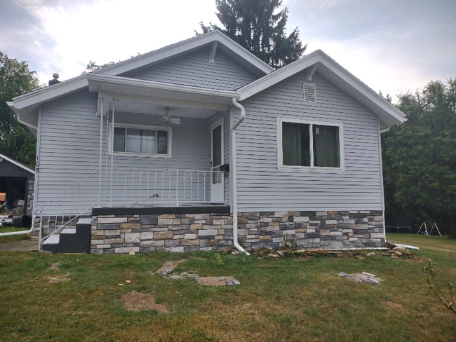 105 Maher St