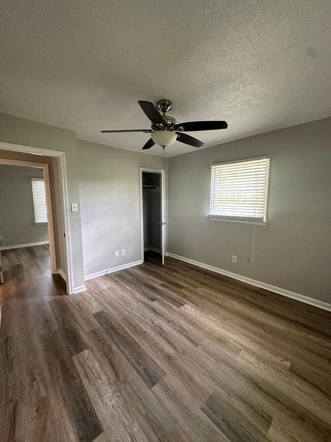 Photo - 500 Colonial Dr