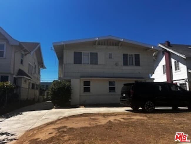 Photo - 1529 5th Ave Unidad C