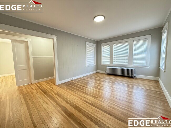 Photo - 139 Edenfield Ave Unit 1