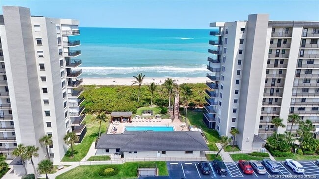 Building Photo - 4200 N Hwy A1A Unit 1111