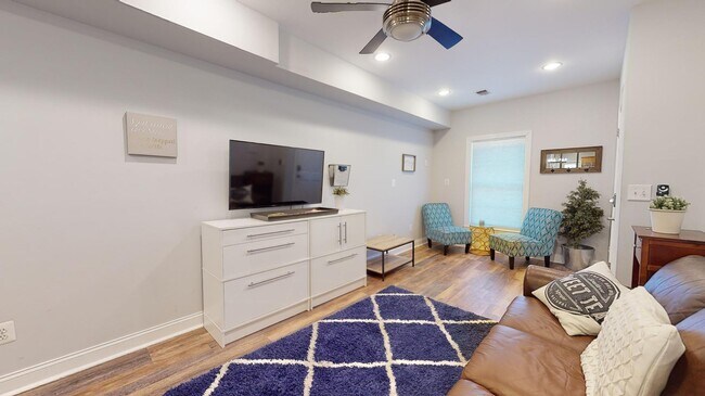 Family room - 1223 4th Street Northwest Unit 1