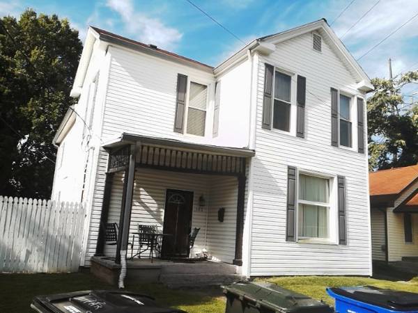 Building Photo - Beautiful Home On Campus Pre Leasing Fall ...