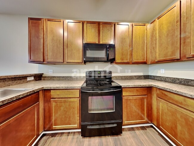 Photo - 241 Meadow Wood Rd