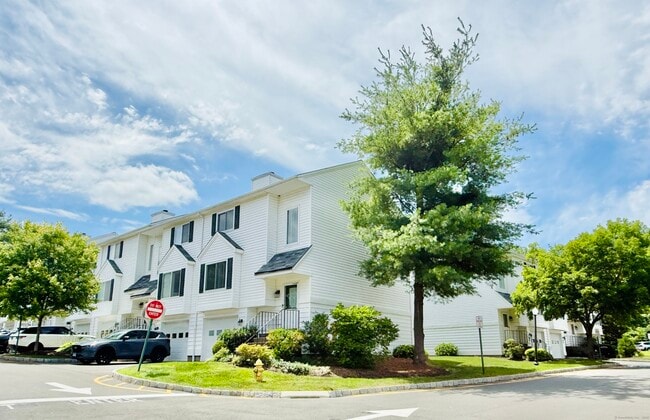 Photo - 10 South St Unidad 90 Rental