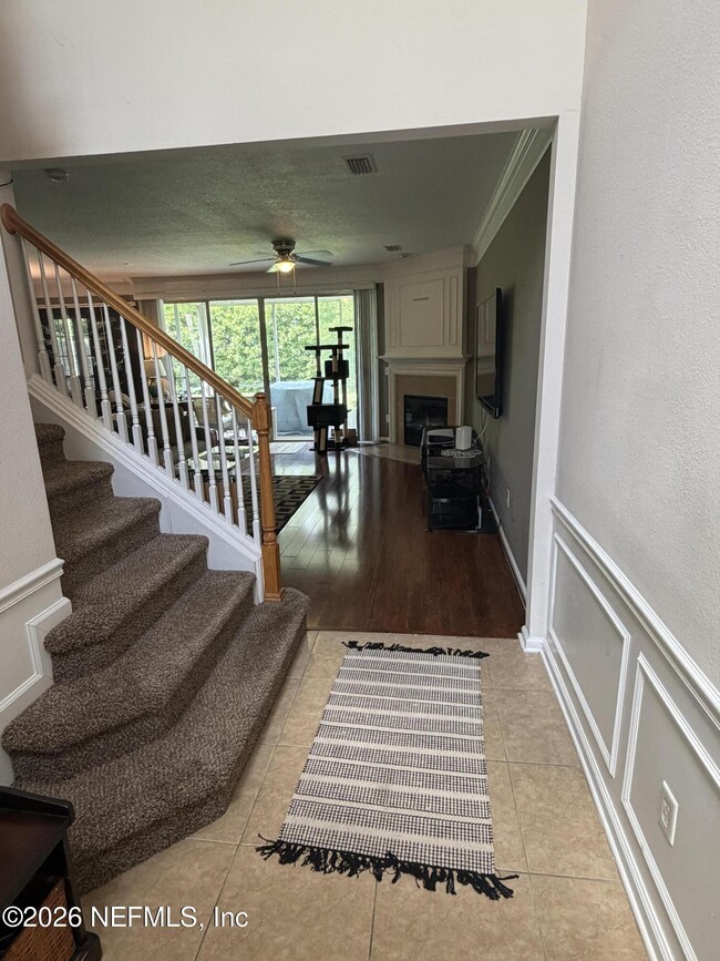 Photo - 11175 Castlemain Cir W