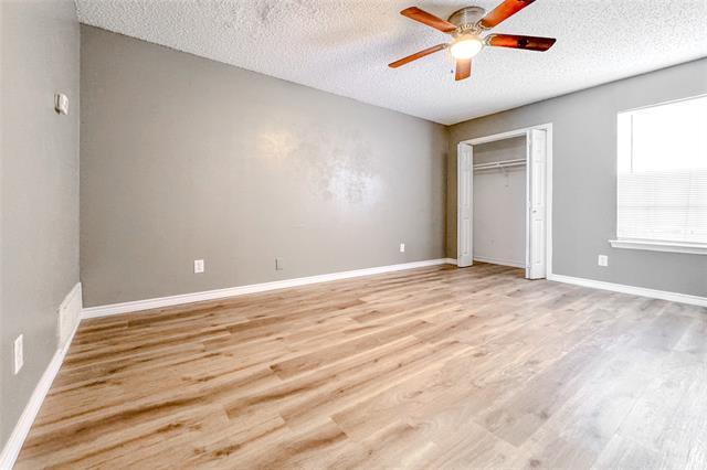Photo - 1044 Southmoor Dr