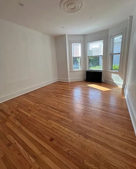 Building Photo - 51 Custer St Unit 1