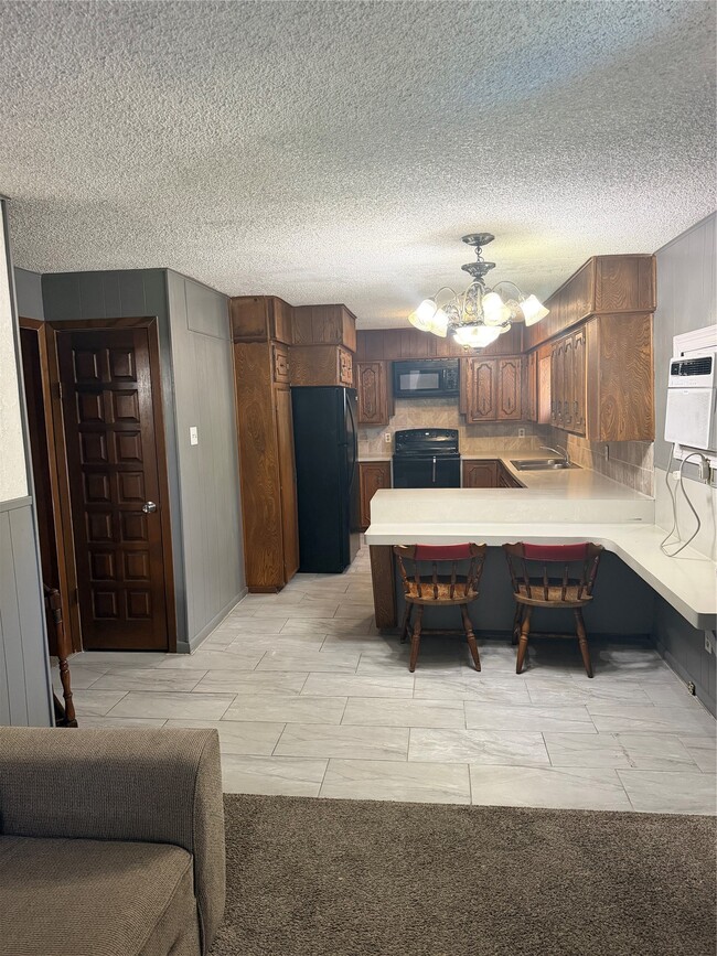 Photo - 5727 Weaver Rd Unit B