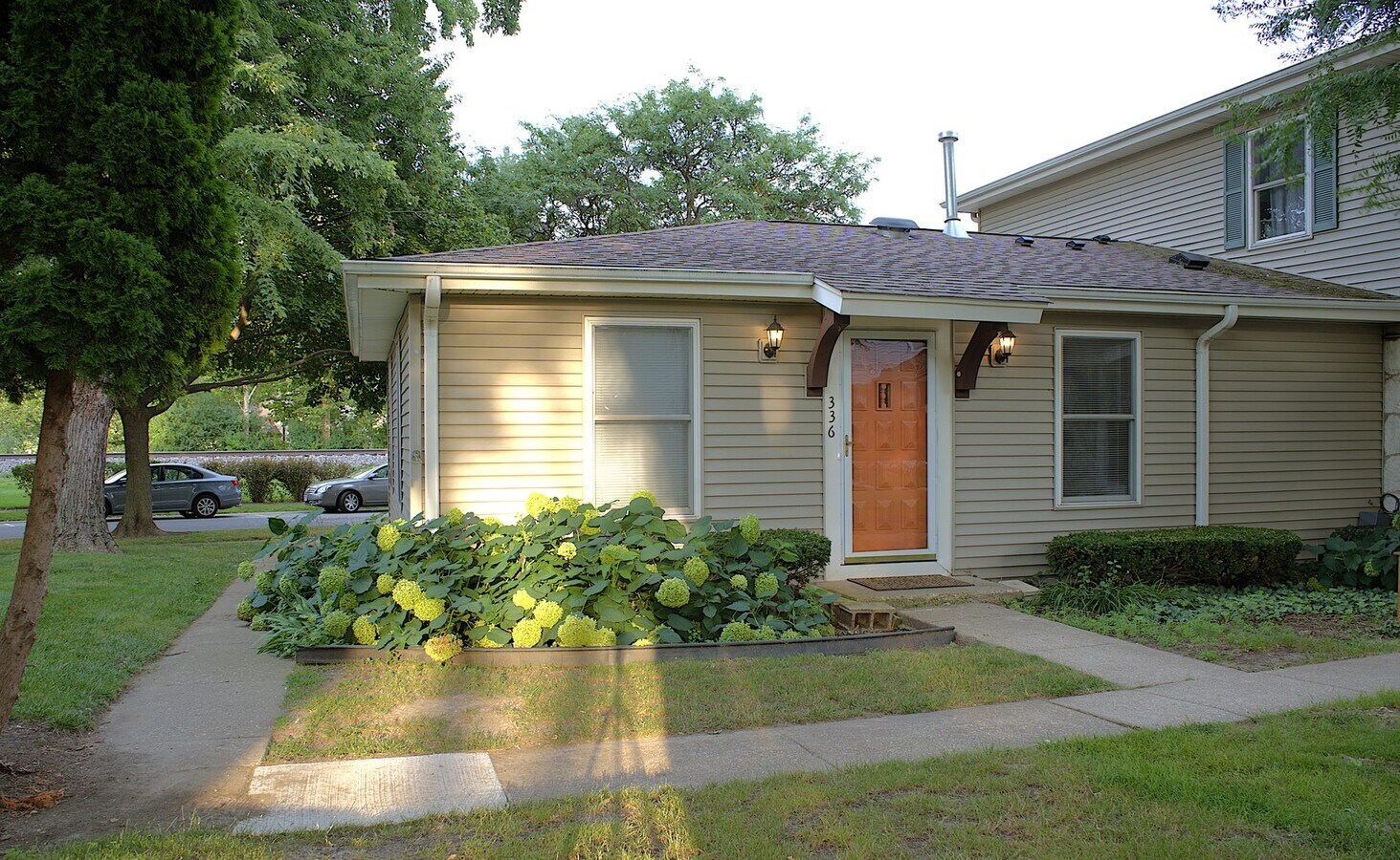 Photo - 336 Russet Way Townhome