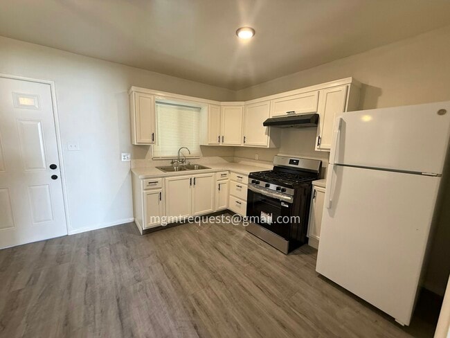 Photo - 4228 Tenth St, Unit 4228 Unidad 4228