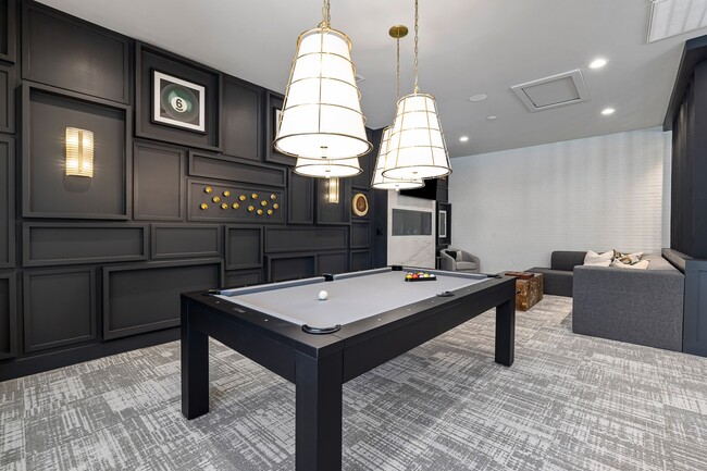 Elevate White Oak