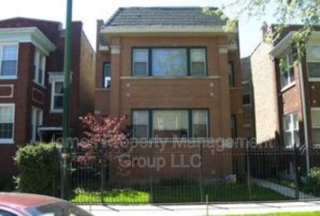 Building Photo - 4730 N Albany Ave Unit # 2 Rental