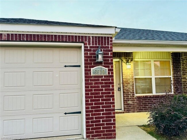 Photo - 6510 Huntington Ct House