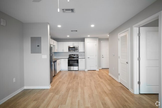 1BR, 1BA - 601SF - Kitchen