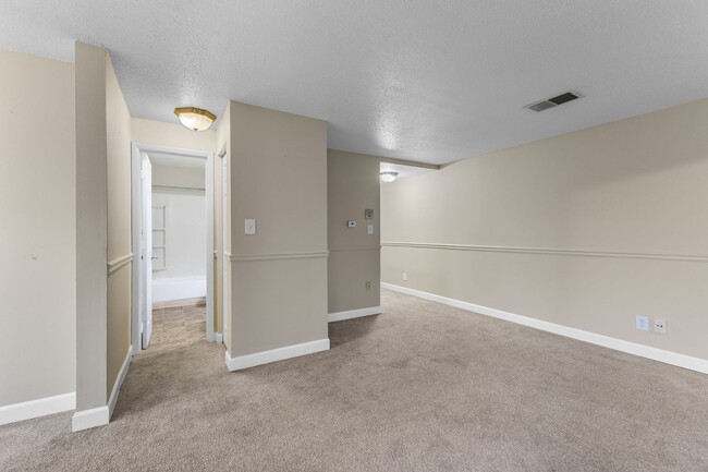 Photo - 3534 E Fall Creek Pkwy N Dr Unidad 3520-D