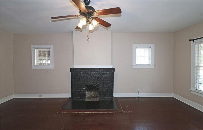 Photo - 43 Whitefoord Ave SE
