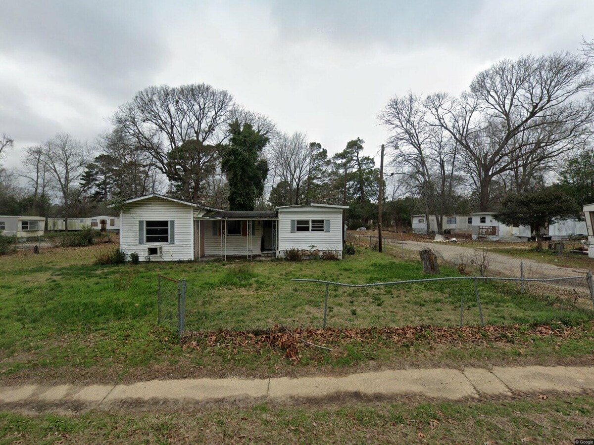 Photo - 1128 Cherryvale Dr