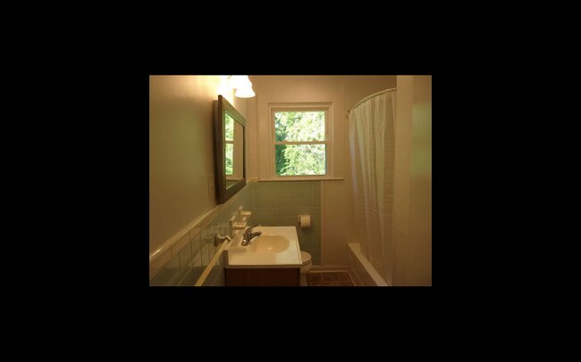 Photo - 624 Fountain Ct