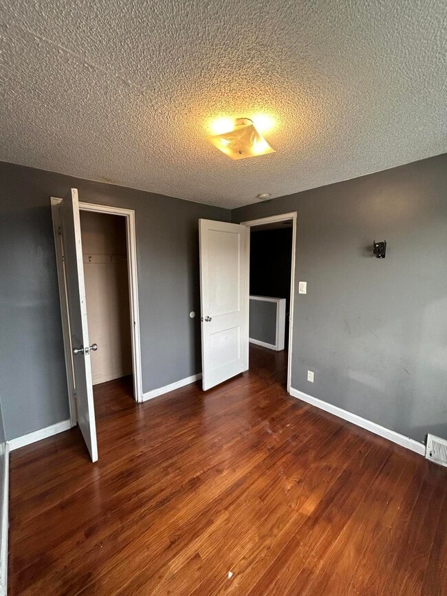 Photo - 3463 Ewald Cir