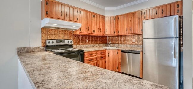 Photo - 2 Center Rd Unidad A4