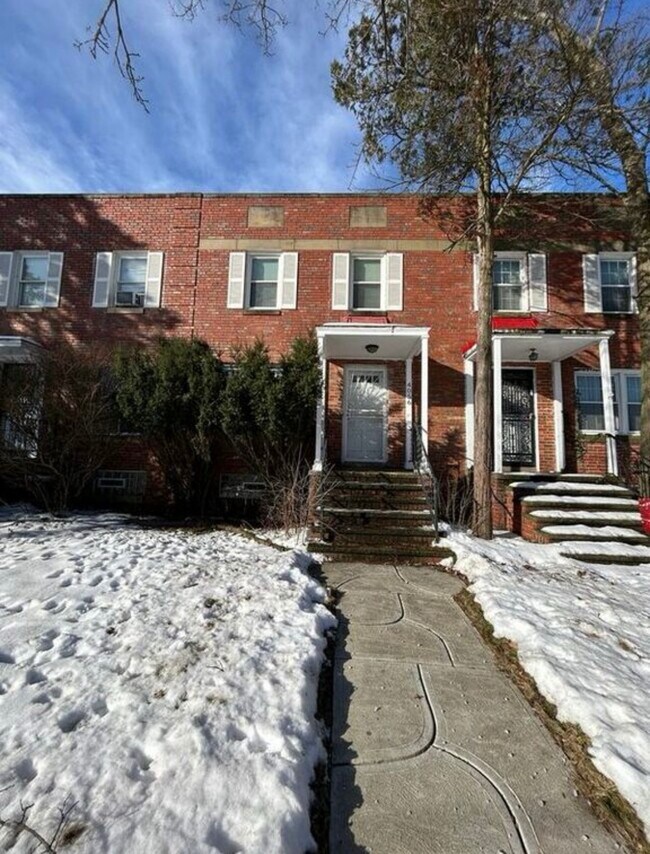 Photo - 4056 Northfield Rd