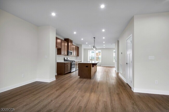 Photo - 9 Peckwell St