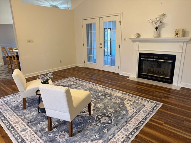 Photo - 112 Eagles Landing Dr