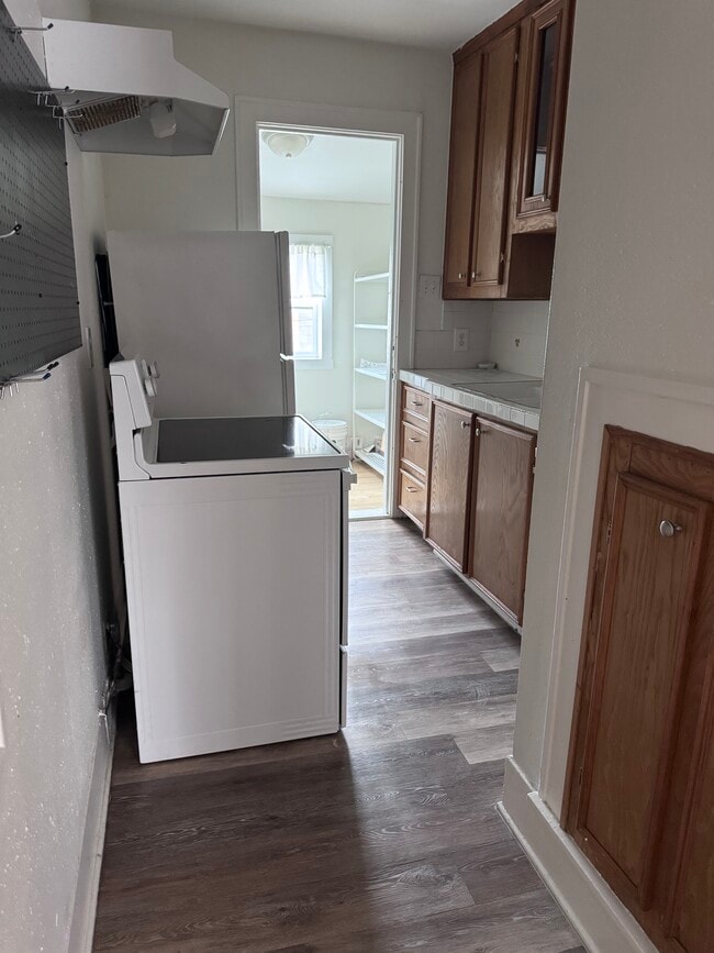 Photo - 1220 Waugh Dr