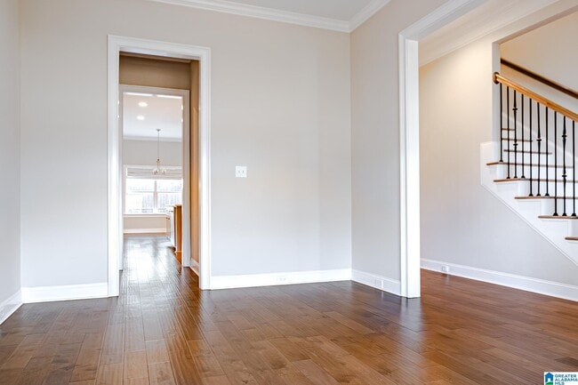 Photo - 349 Lionel Allen Wy