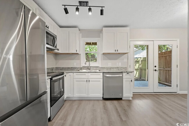 Photo - 708 65th Ave N