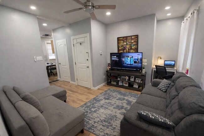 Photo - 80 Malcolm Ave