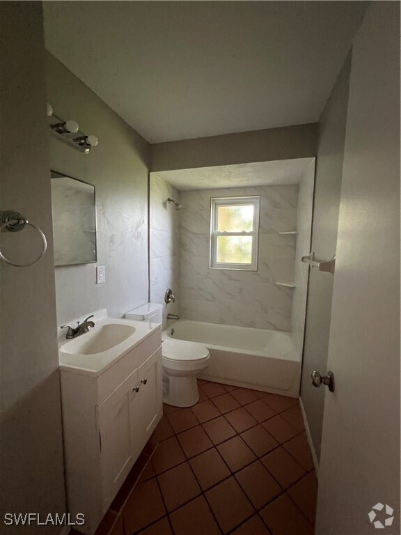 Building Photo - 1833 SE 1st Terrace Rental
