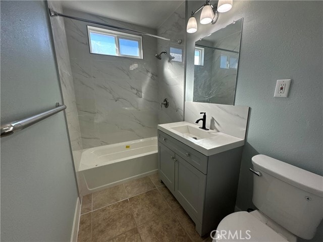 Photo - 6052 Fishburn Ave