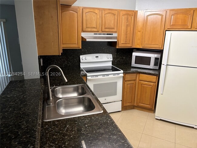 Photo - 9711 Fontainebleau Blvd