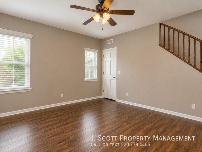 Photo - 4756 E Laurel Ave