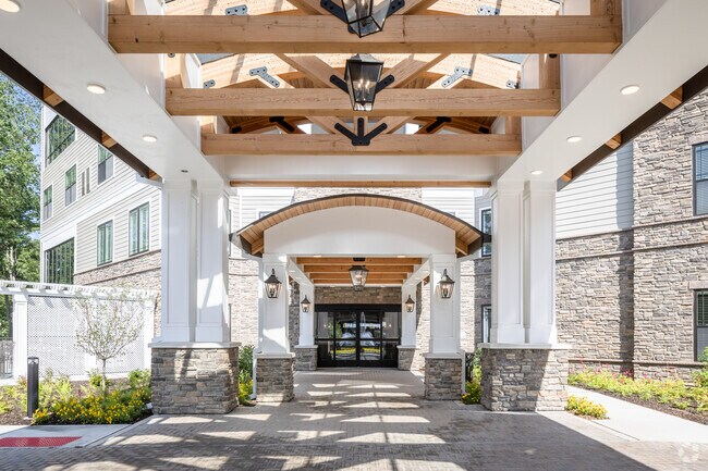 Photo - Allegro Harrington Park Senior Living