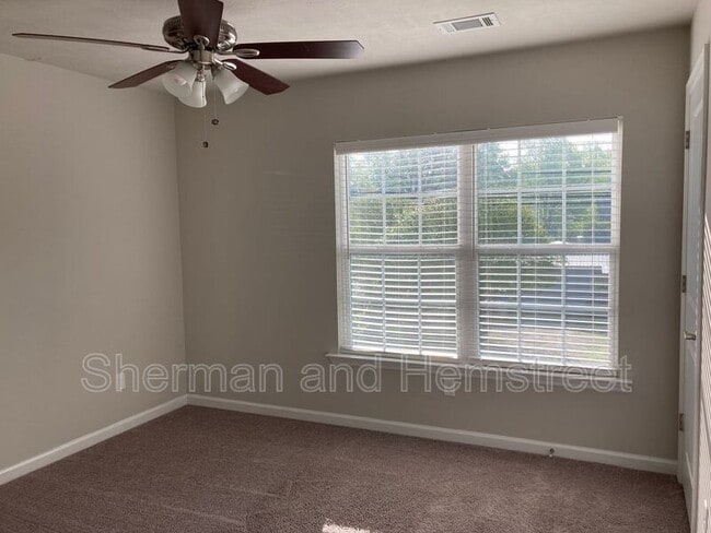 Photo - 622 Dobhill Ln Unit 622